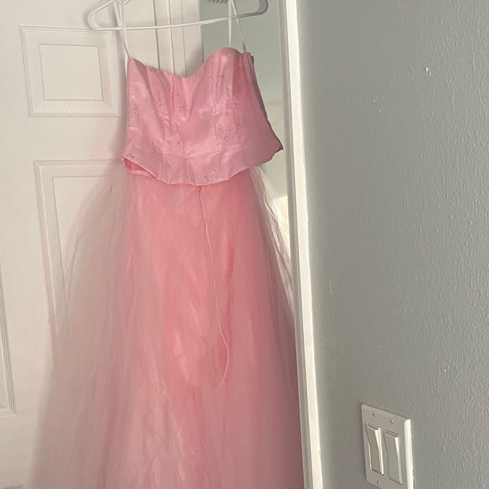 Chic Pink Formal Gown